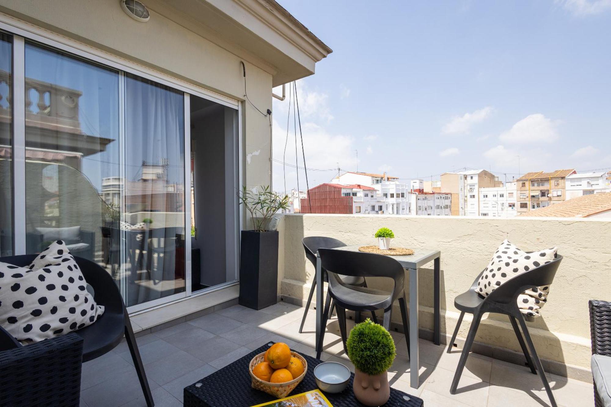Florit Flats - Stylish 2 Bedroom Ac Wifi Terrace Attic In Valencia Center Exterior photo